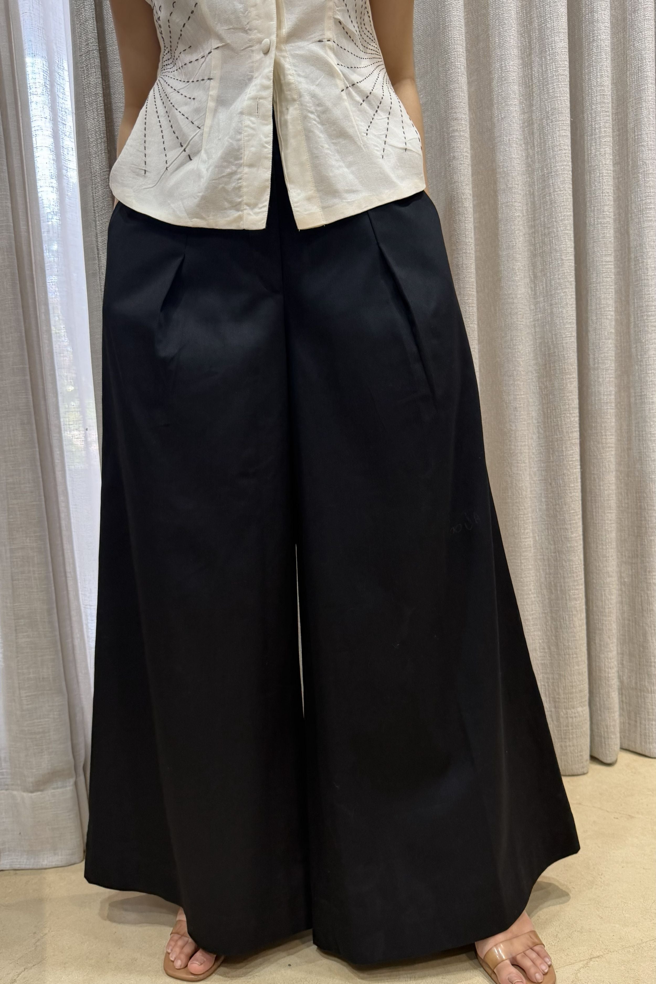 Onyx Tailored Pants