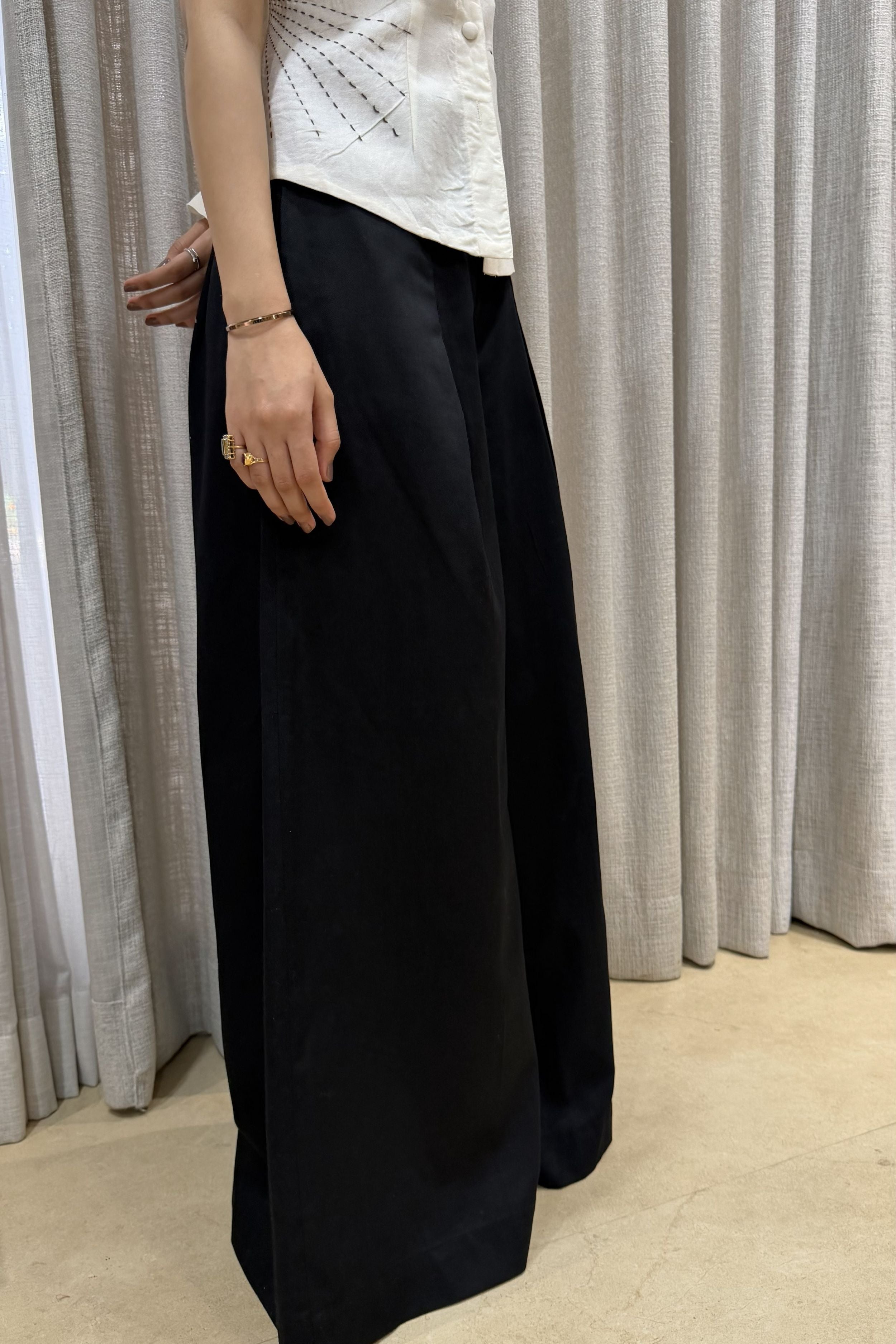 Onyx Tailored Pants