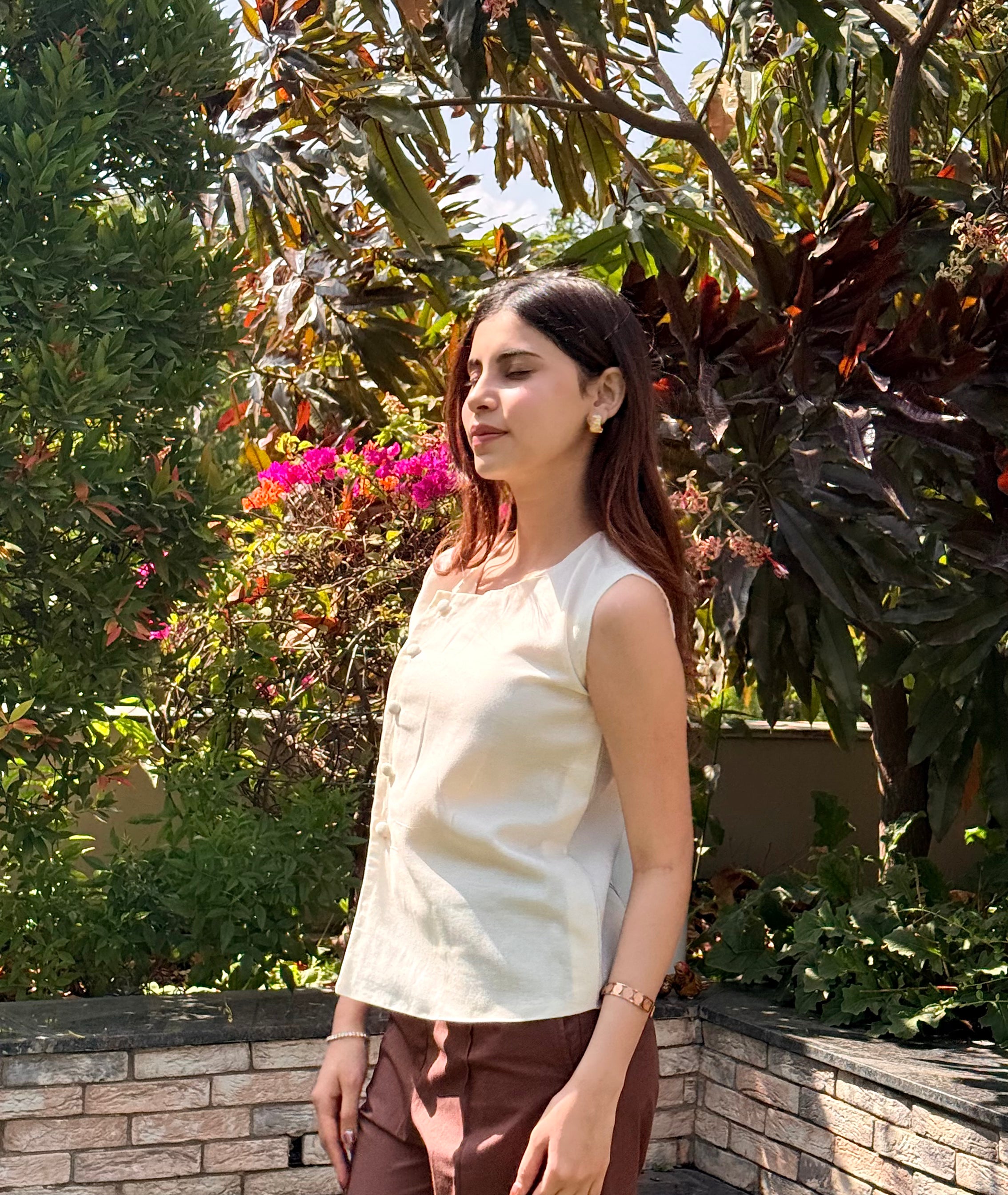 Brownline Top