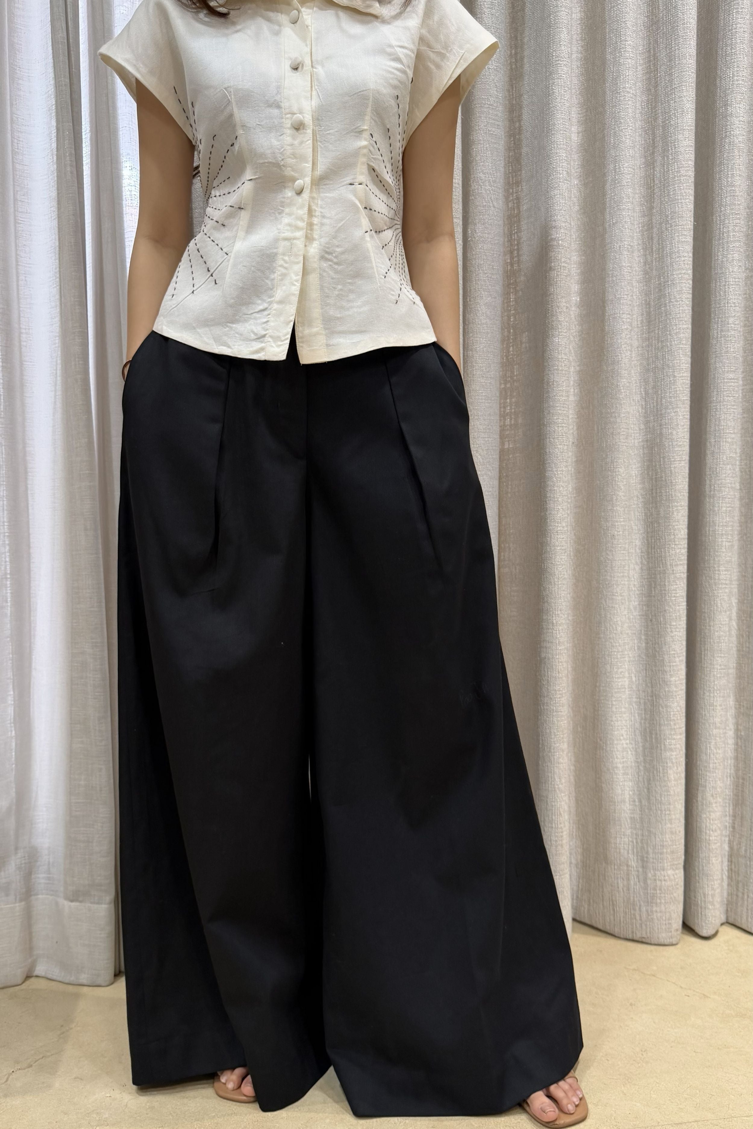 Onyx Tailored Pants