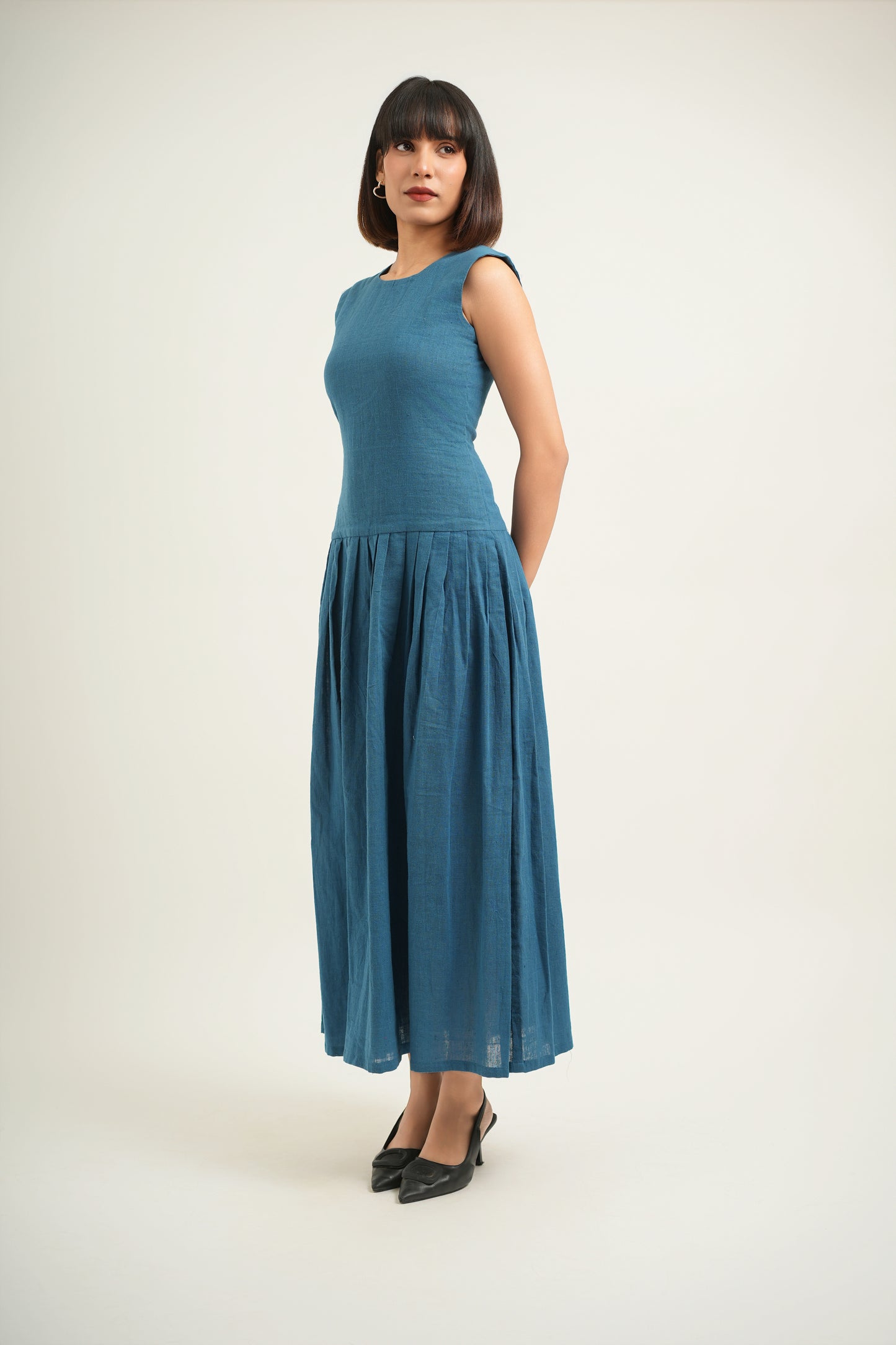 Waistline Glow Dress