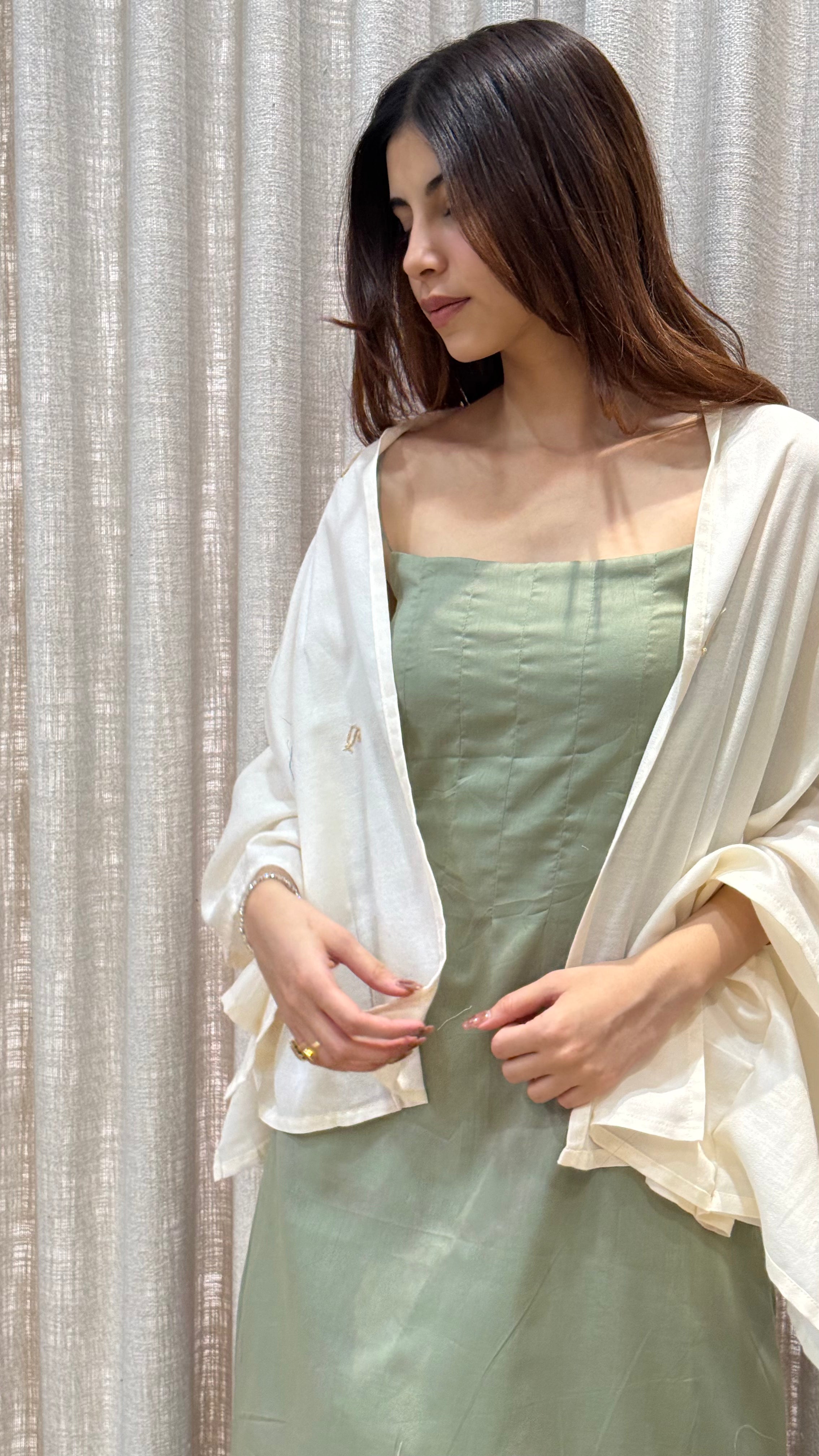 Nomad Shrug